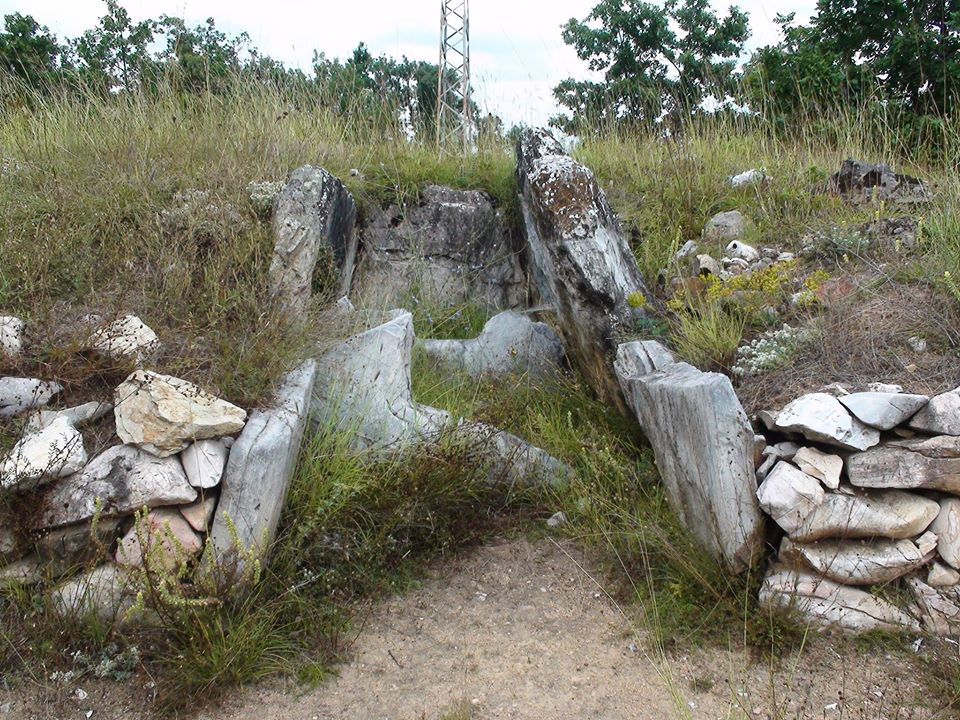 21-Evrenozovo-dolmen
